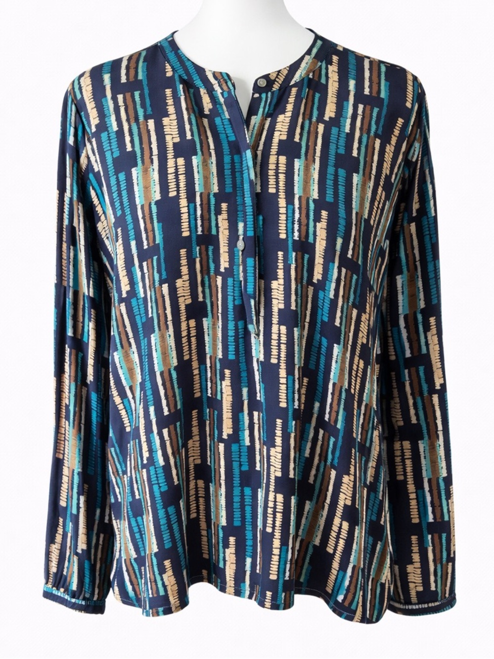JM collection Patterned Blue, Cream and Brown Top size XL